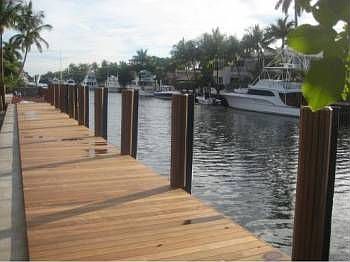 4th image of 421 Seven Isles Dr