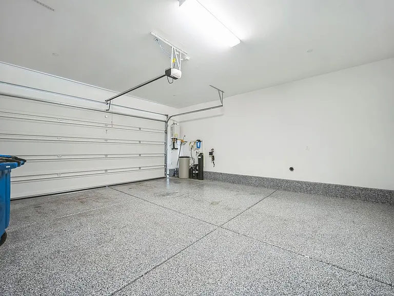 7348 N Decatur Blvd #1 — Photo 16