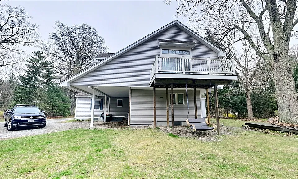 32 Acton Rd