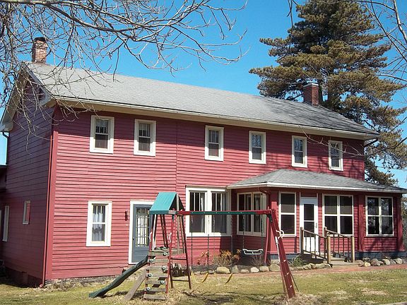 2nd image of 795 Newgarden Ave