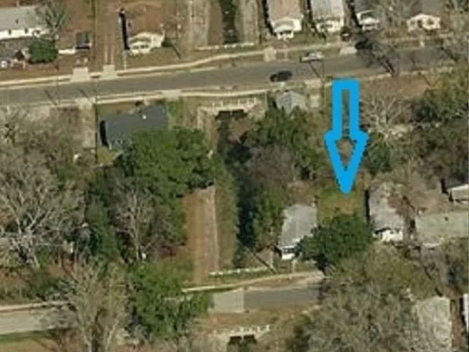2nd image of 1965 W 11th St