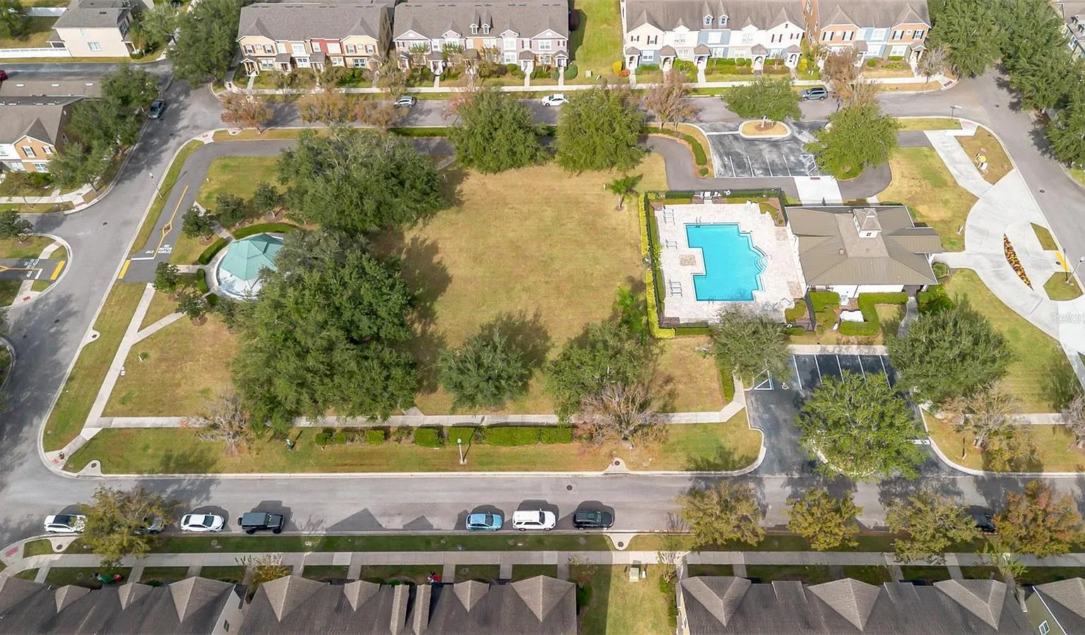 4 bed, 2.5 bath, 1970 sqft, $3,000 — Photo 2