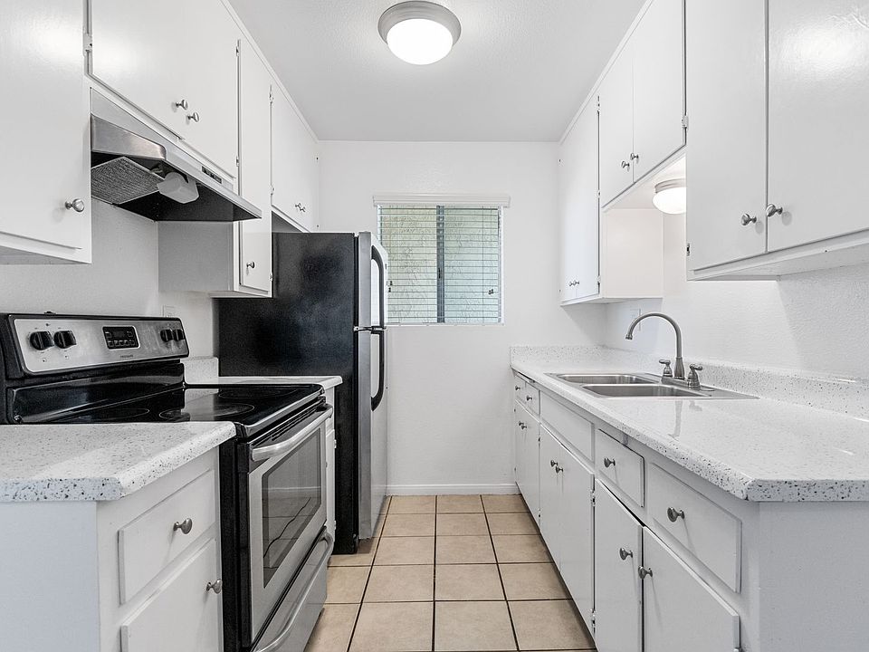 1st image of 1471 13th St #24