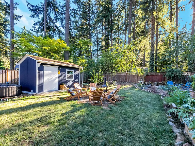 16417 Lake Forest Blvd — Photo 17