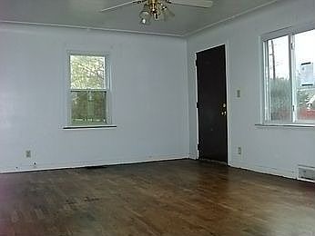 5th image of 259 S Westlawn Dr