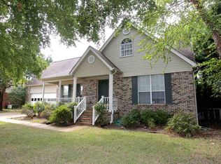 42 Greenhill Dr, Jackson, TN 38305