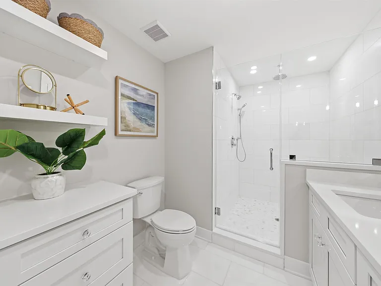 105 S Stratford Ave #MONTHLY LEASE JULY — Photo 45