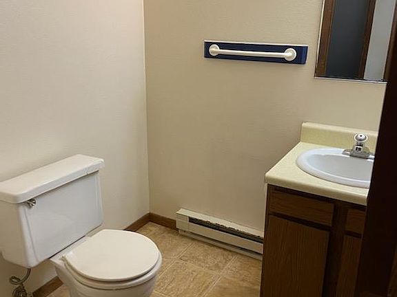4th image of 1700 5th St W #4