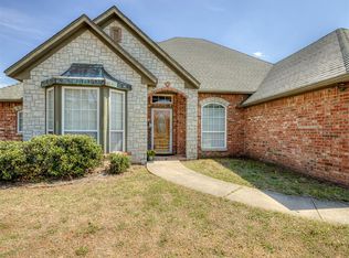 456 Murray Dr, Choctaw, OK 73020