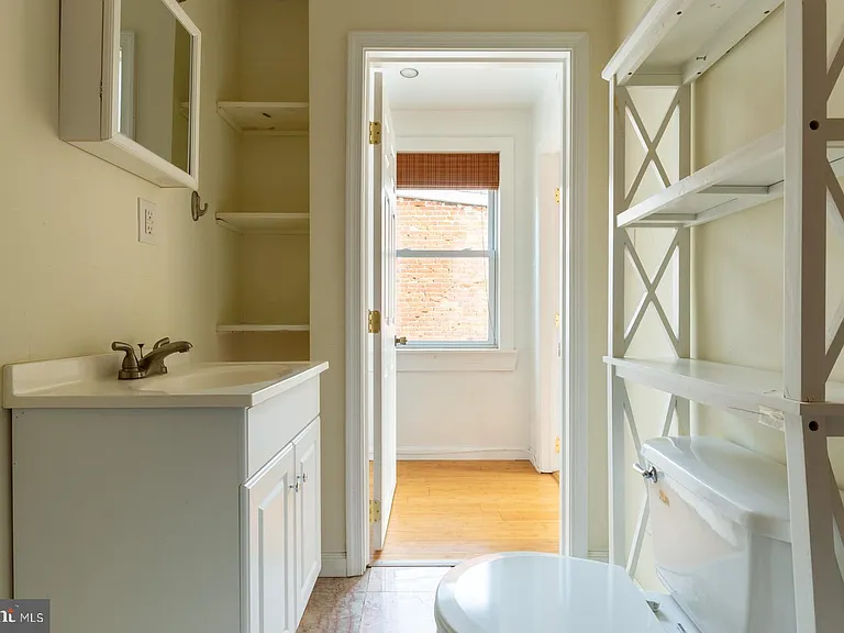 619 S 16th St #3R — Photo 9