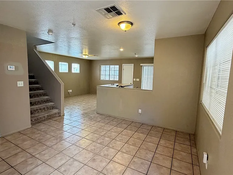 2928 Sapphire Sands Ct — Photo 3