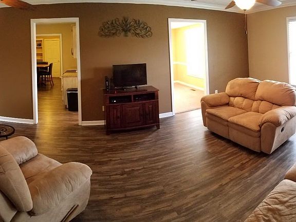 2nd image of 7600 Rose Briar Ct