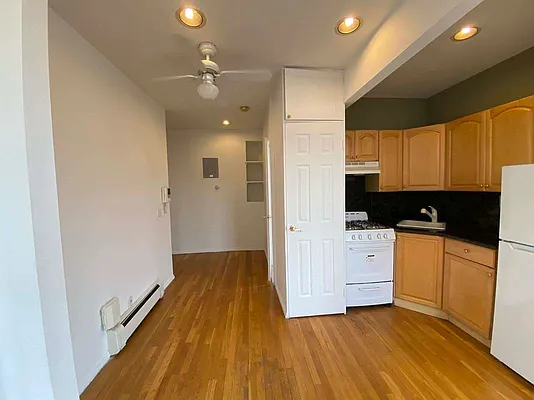 Rented by Best Apartments North Inc | media 6