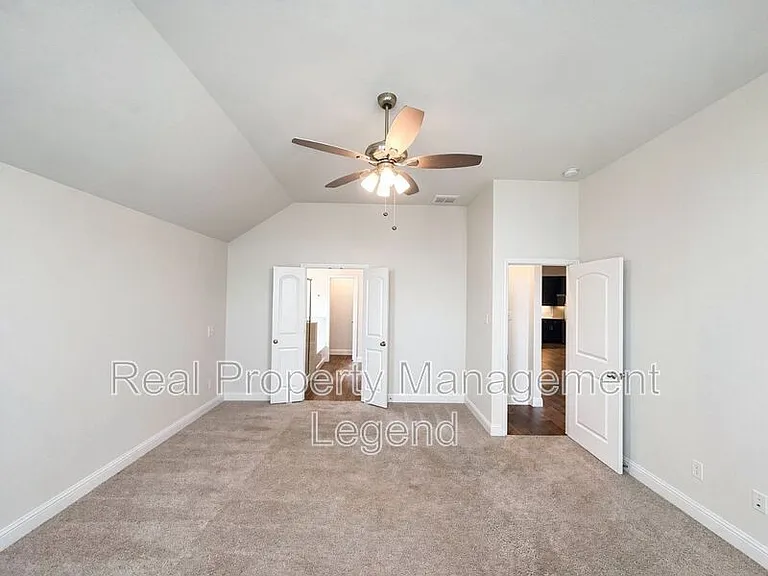 417 Cooper St — Photo 22