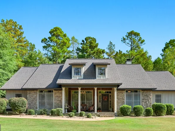 8139 Saddlehorn Dr, Midland, GA 31820
