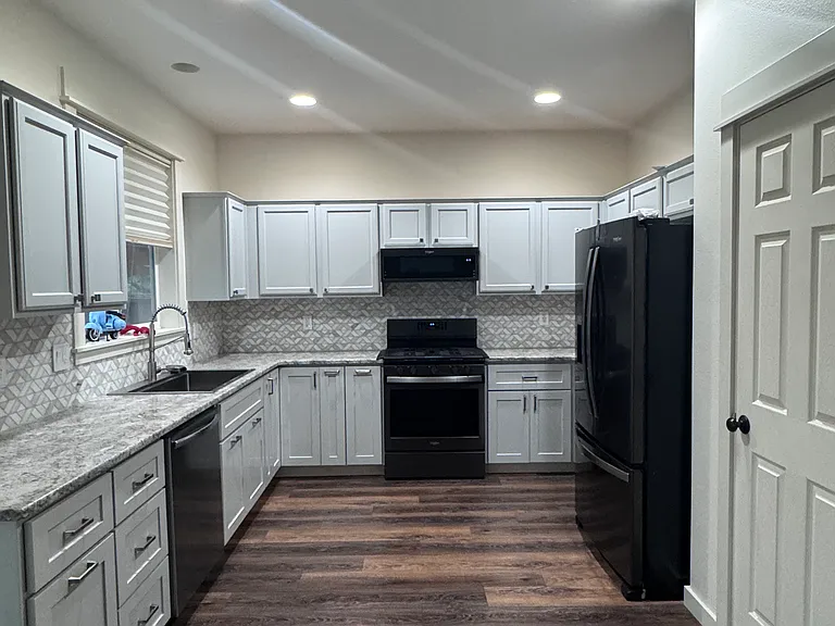 855 Hollow Way — Photo 33