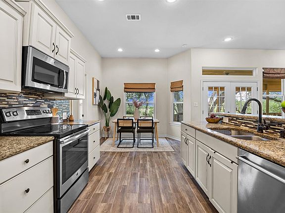 5th image of 10409 Little Creek Cir
