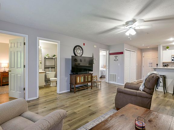 2nd image of 120 Spring Creek Court Apt 16