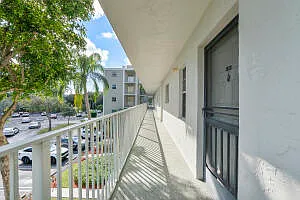2236 N Cypress Bend Dr #311 — Photo 53
