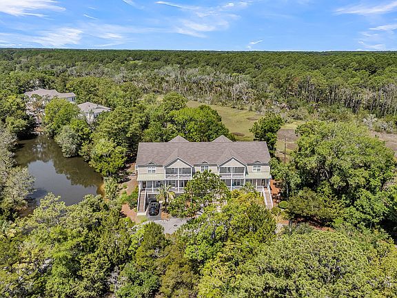 4th image of 202 Garmouth Ct