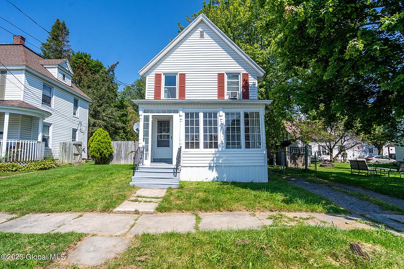 2nd image of 1 Hoffman Street