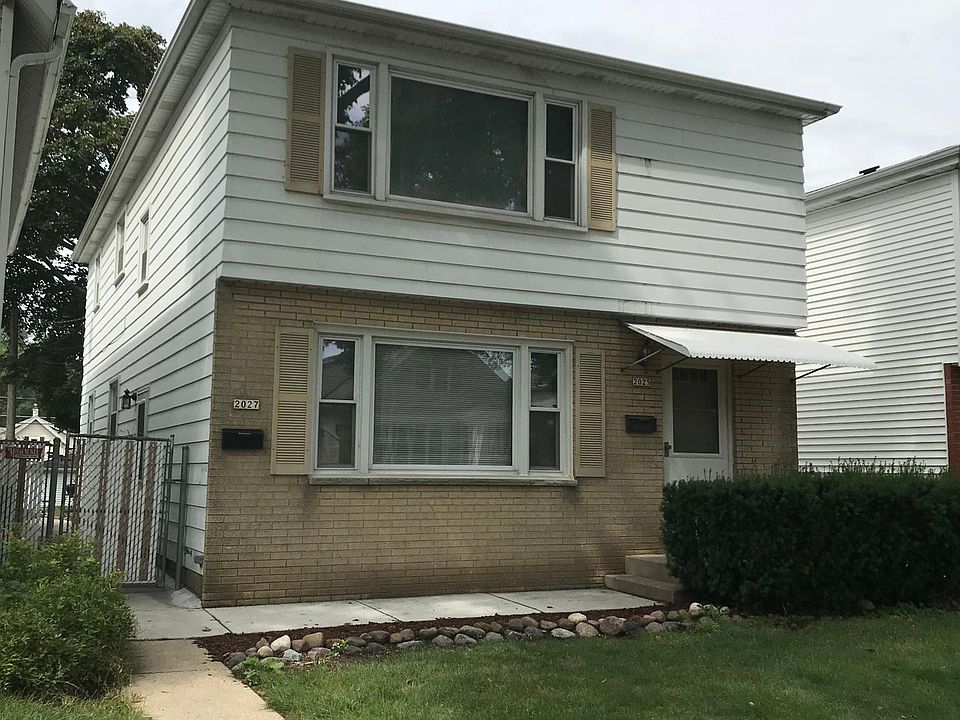 Front of duplex