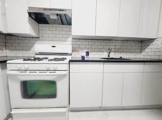 136 Myrtle Ave #3, Jersey City, NJ 07305