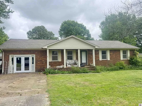 80 Grove Ln, Murray, KY 42071