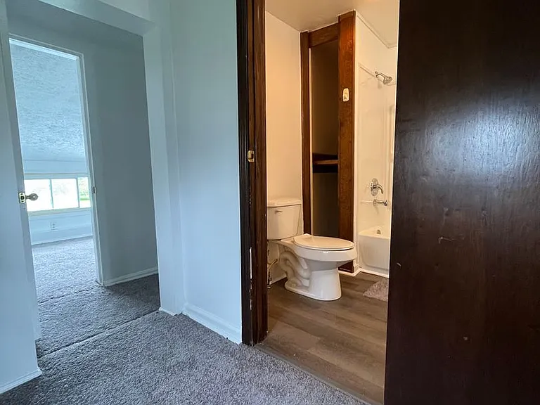 112 Beach St — Photo 17