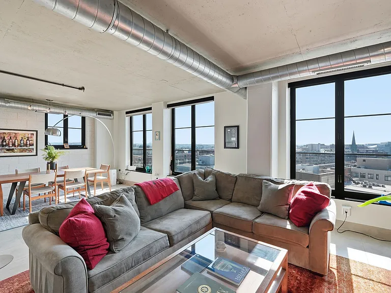 1133 14th St NW #Penthouse 7 — Photo 9