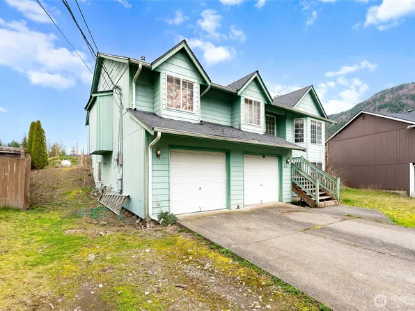 2951 Green Valley Drive, Maple Falls, WA 98266