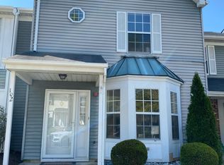 102 Fair Oaks Ct, Newtown, PA 18940