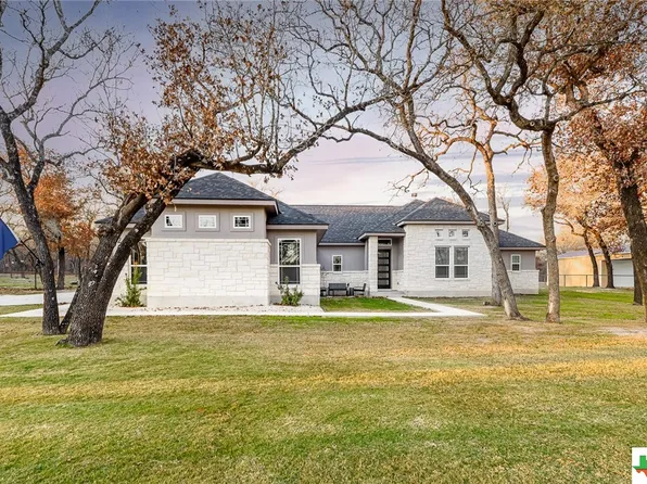 286 Cibolo Way, La Vernia, TX 78121