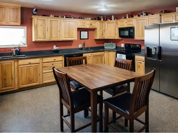 9101 E State Highway 90, Pineville, MO 64856