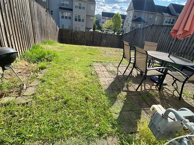 258 Woodstream Blvd — Photo 11