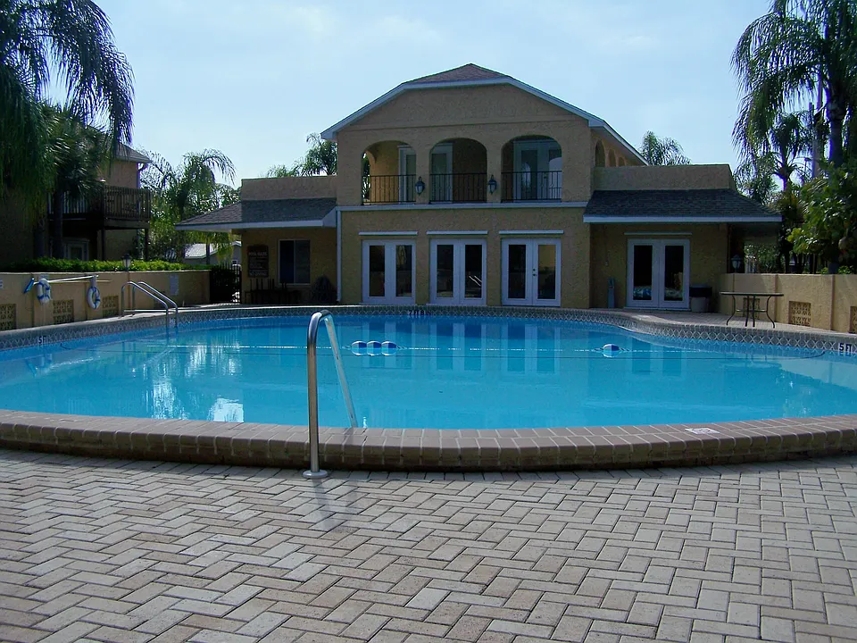 1850 Toucan Way #1307