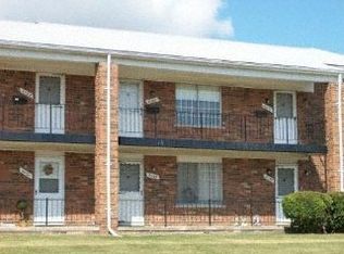 21135 Hayes Rd, Eastpointe, MI 48021