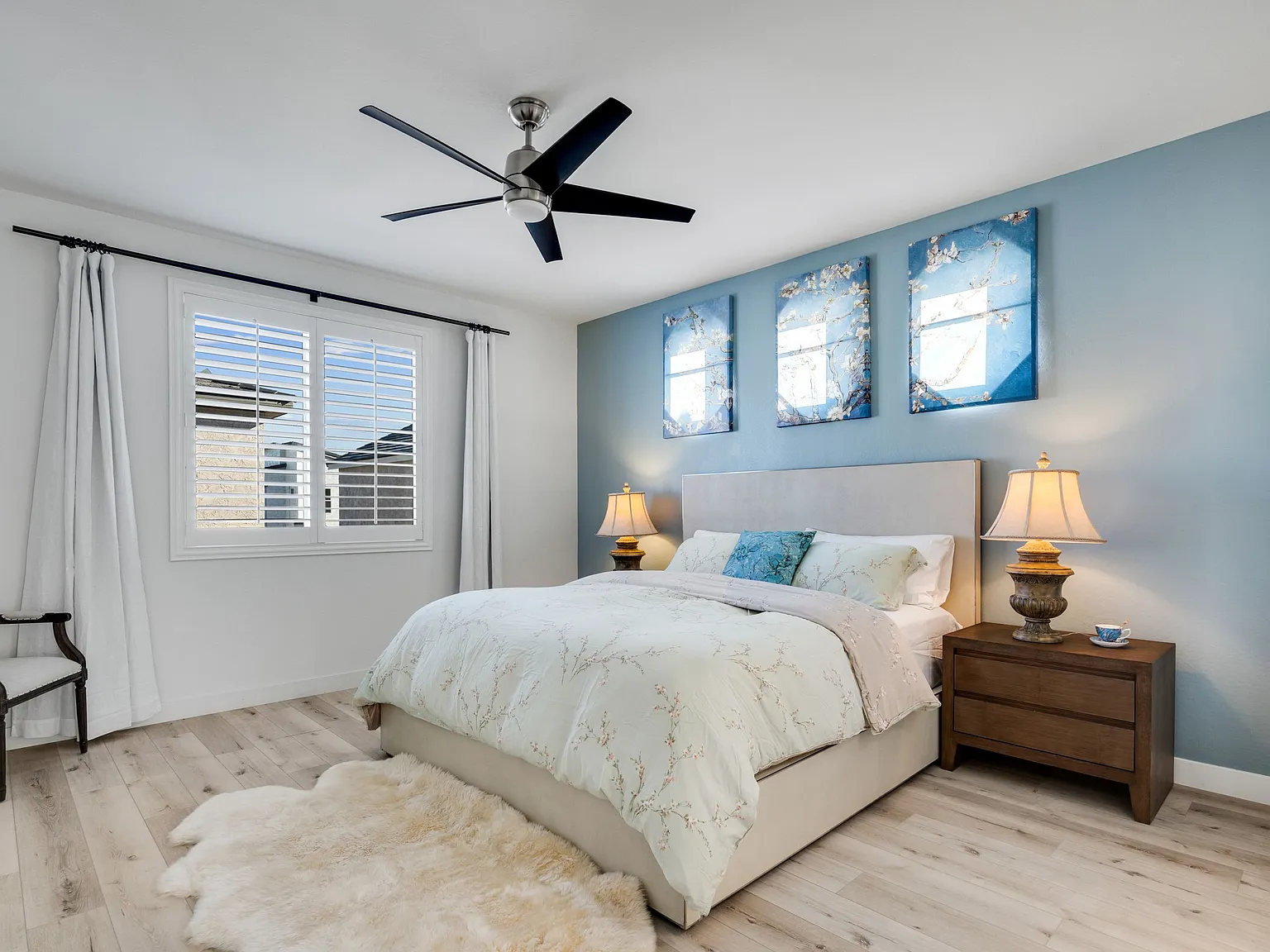 3 bed, 2000 sqft, $2,500 — Photo 3