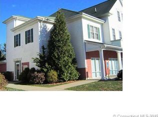 680 Boston Post Rd APT 29, Milford, CT 06460