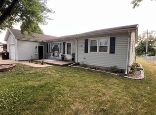 918 S Spring St, Palmyra, MO 63461