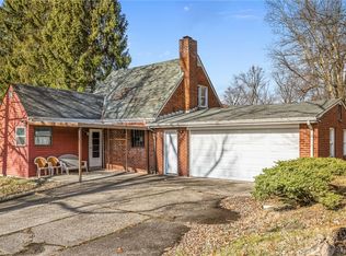 5509 Library Rd, Bethel Park, PA 15102