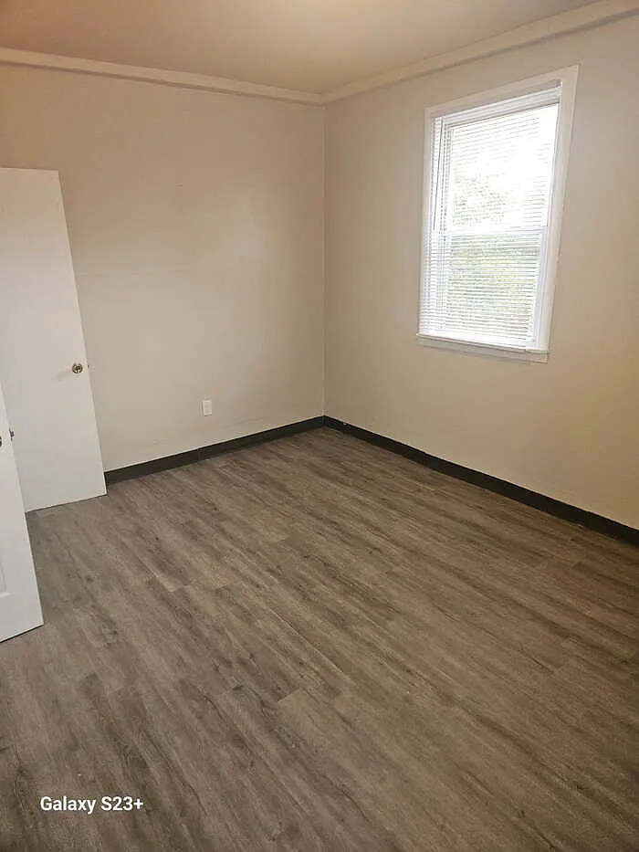 2361 Pierce St — Photo 3