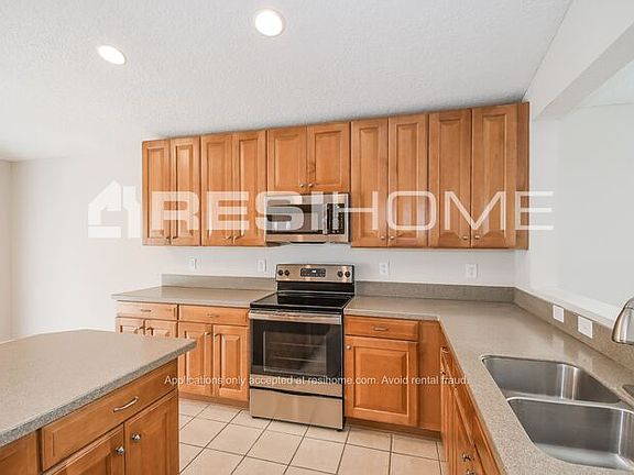 2nd image of 76270 Deerwood Dr