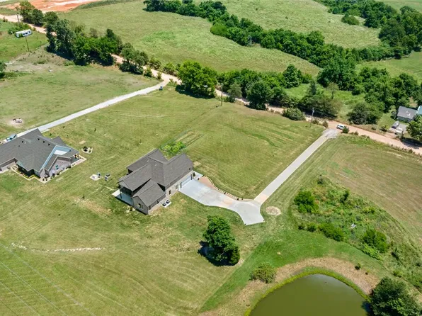 357 SW Bryant Rd #1, Gentry, AR 72734