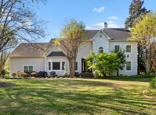 1160 Heritage Landing Dr, Chattanooga, TN 37405