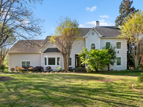 1160 Heritage Landing Dr, Chattanooga, TN 37405