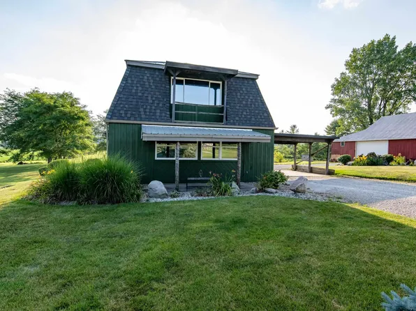15806 Feighner Rd, Roanoke, IN 46783