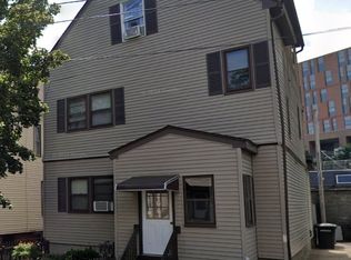 230 Pearl St APT 1, Somerville, MA 02145