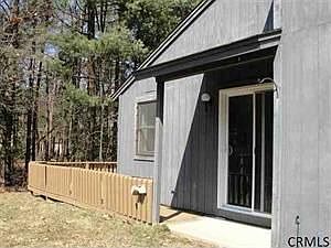 2nd image of 195 Thimbleberry Rd