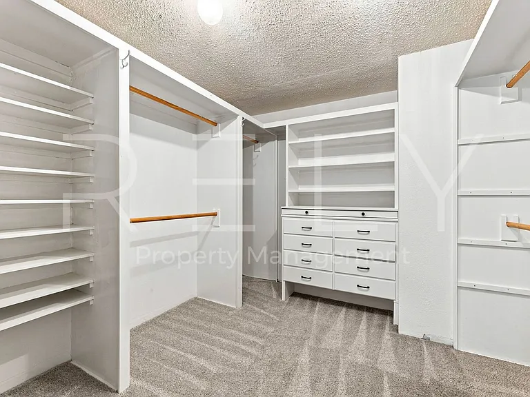 2404 Gabriel View Dr — Photo 28